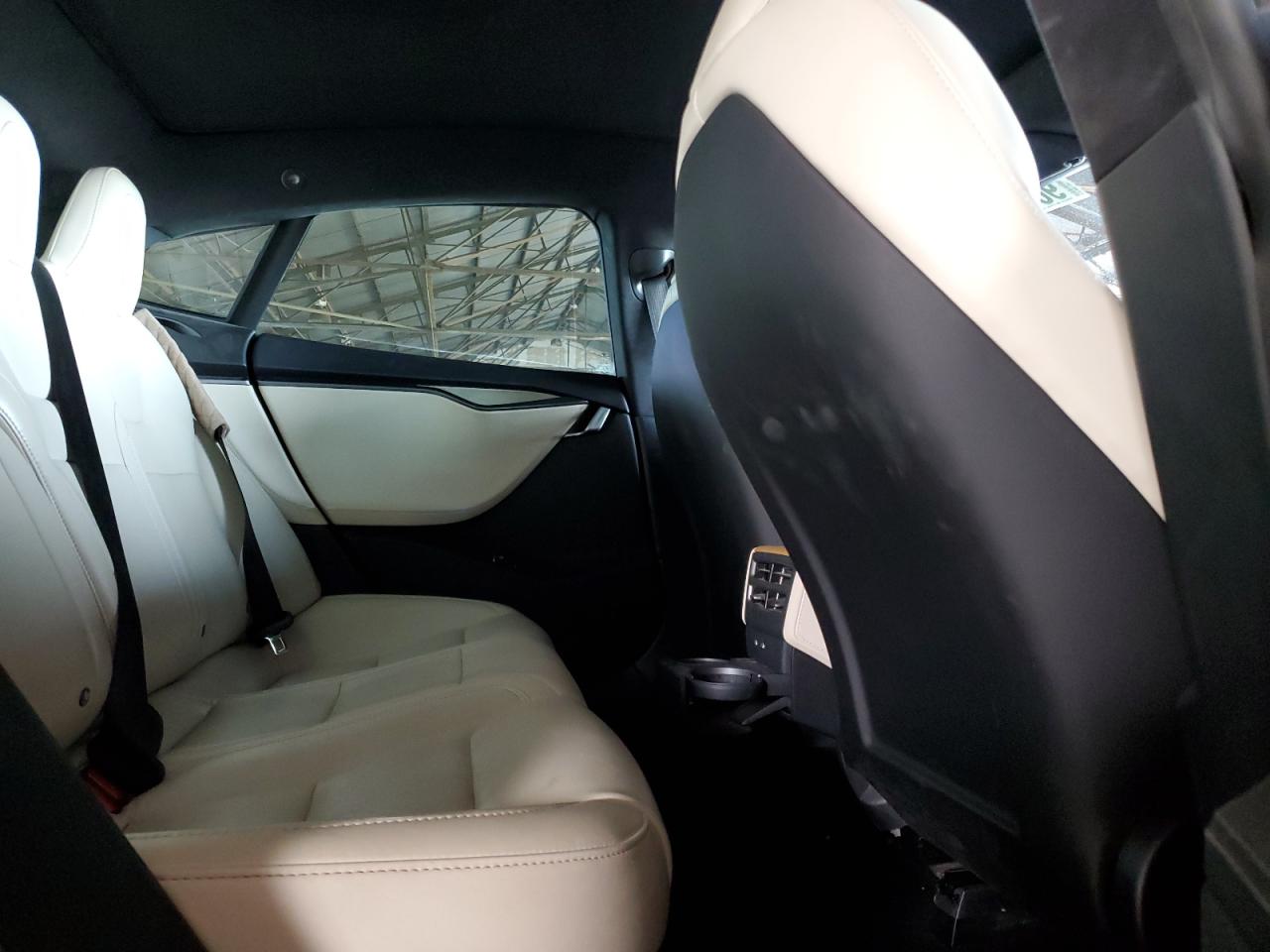 2020 Tesla Model S VIN: 5YJSA1E27LF415179 Lot: 90717595