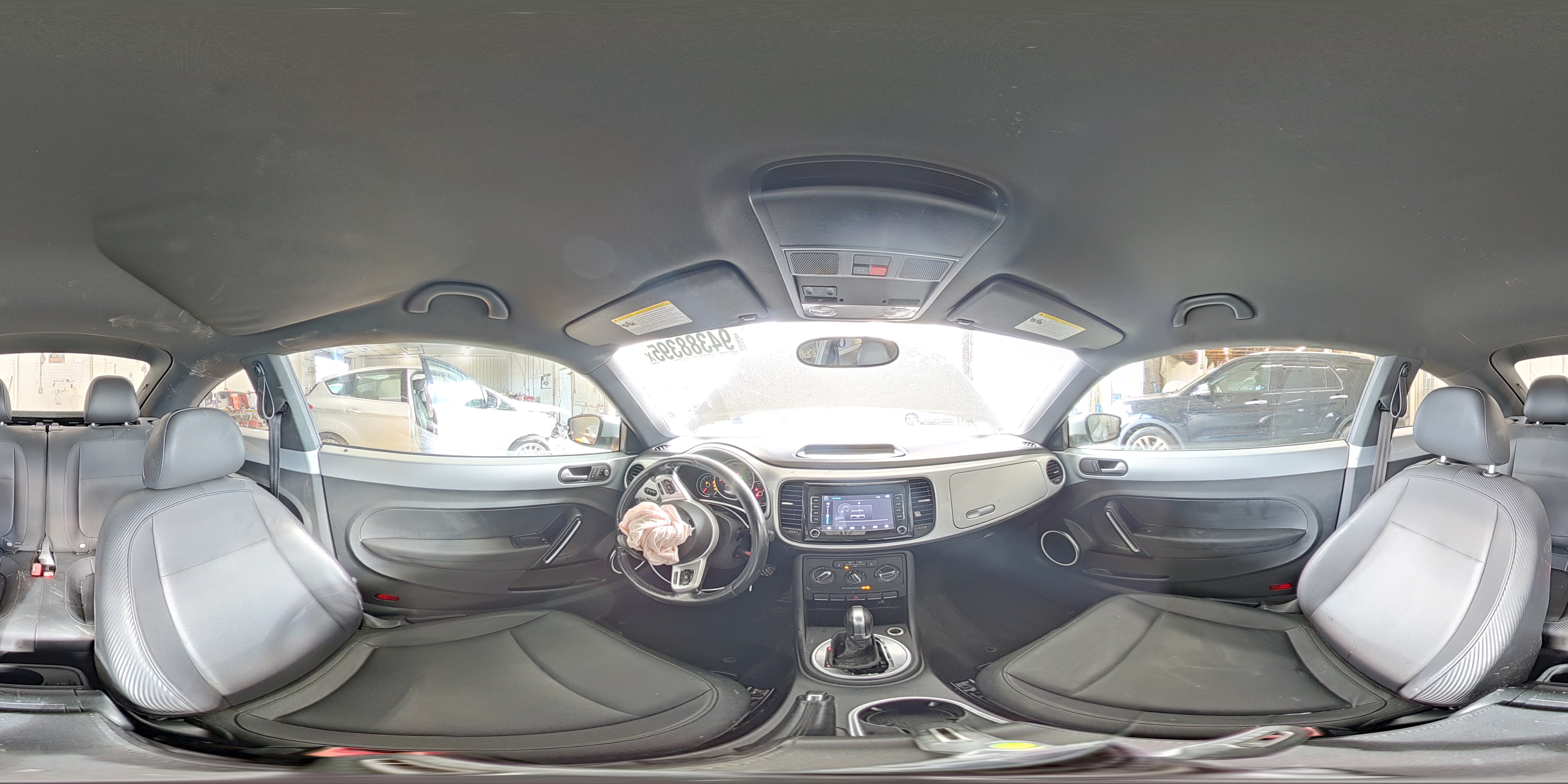 2015 Volkswagen Beetle 1.8T VIN: 3VWJ07AT9FM639793 Lot: 94388395