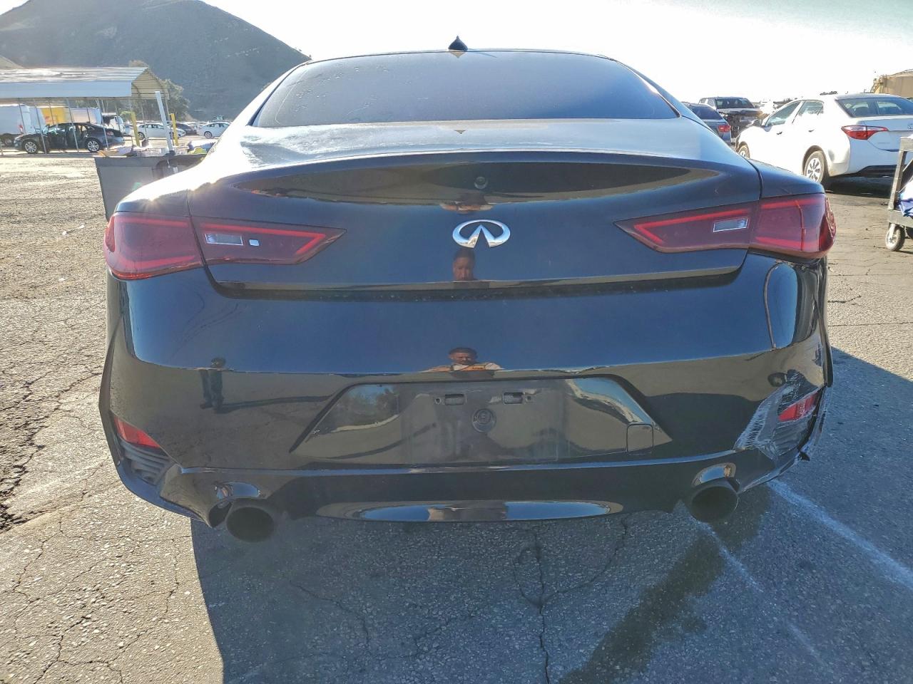 2017 Infiniti Q60 Premium VIN: JN1EV7EK8HM361235 Lot: 93787805