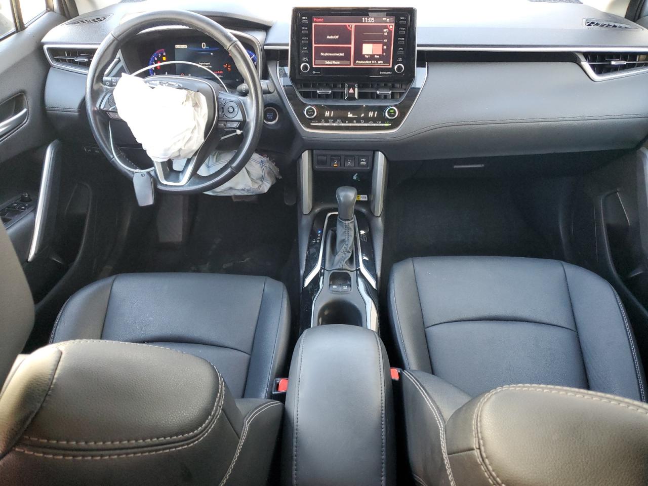 2022 Toyota Corolla Cross Xle VIN: 7MUDAABG6NV026840 Lot: 90333755