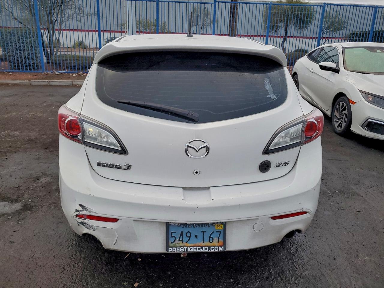 2010 Mazda 3 S VIN: JM1BL1H55A1198527 Lot: 94400395