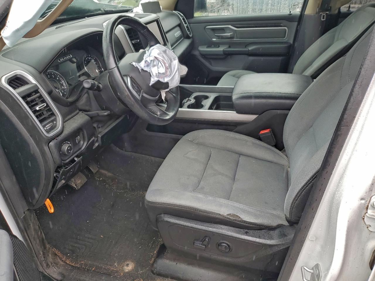 2020 Ram 1500 Big Horn/Lone Star VIN: 1C6SRFBT7LN343895 Lot: 93188545