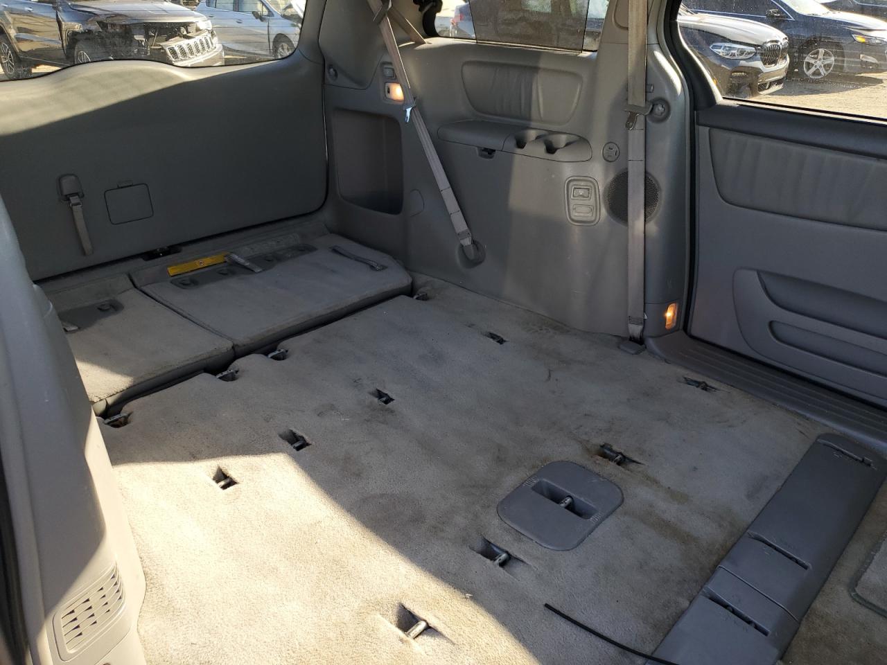 2008 Toyota Sienna Xle VIN: 5TDBK22C38S014392 Lot: 92329925