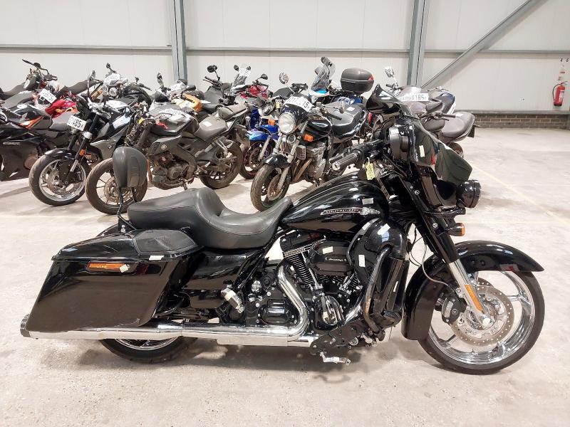 2015 HARLEY-DAVIDSON FLHXSE CVO STREET GLIDE 1 
