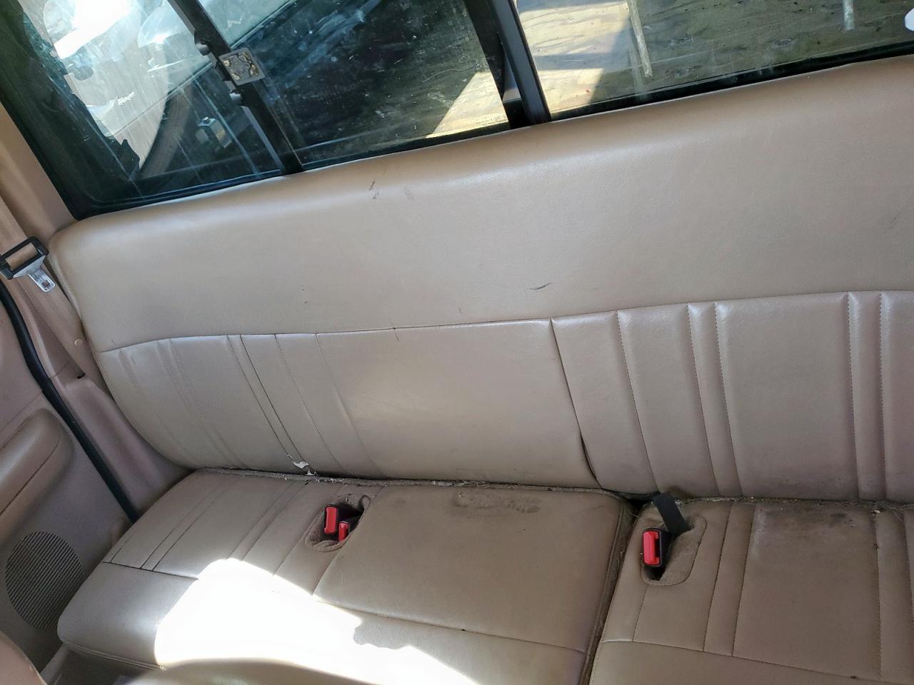 1998 Ford F150 VIN: 1FTZX18W6WKA73100 Lot: 92707765