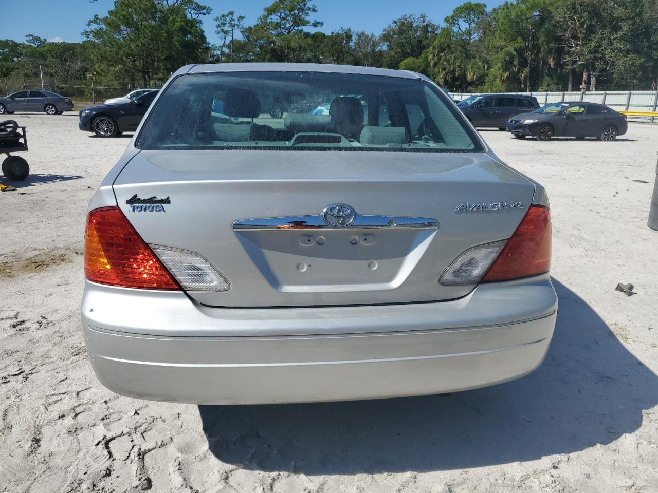 2001 Toyota Avalon Xl VIN: 4T1BF28B41U192215 Lot: 90458645