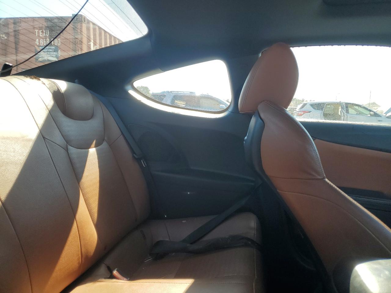 2015 Hyundai Genesis Coupe 3.8L VIN: KMHHU6KJ6FU127039 Lot: 92430965