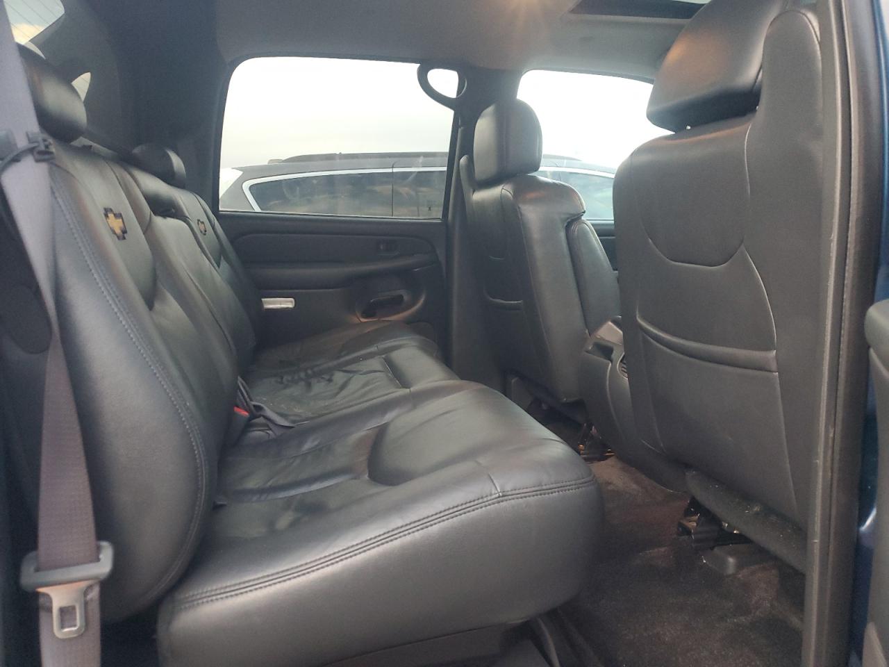 2002 Chevrolet Avalanche K1500 VIN: 3GNEK13T62G302832 Lot: 85435175