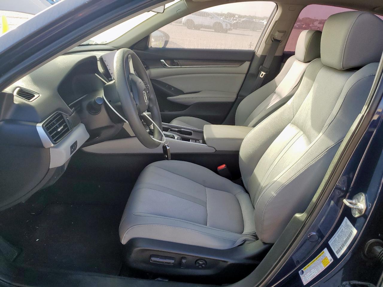 2018 Honda Accord Ex VIN: 1HGCV1F40JA264623 Lot: 92929095