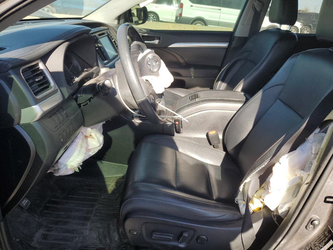 2016 Toyota Highlander Xle VIN: 5TDJKRFH0GS501493 Lot: 93233485