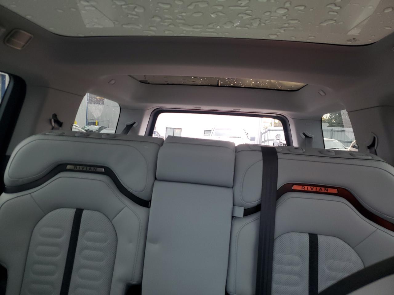 2025 Rivian R1S Adventure VIN: 7PDSGBBA0SN065418 Lot: 92445025