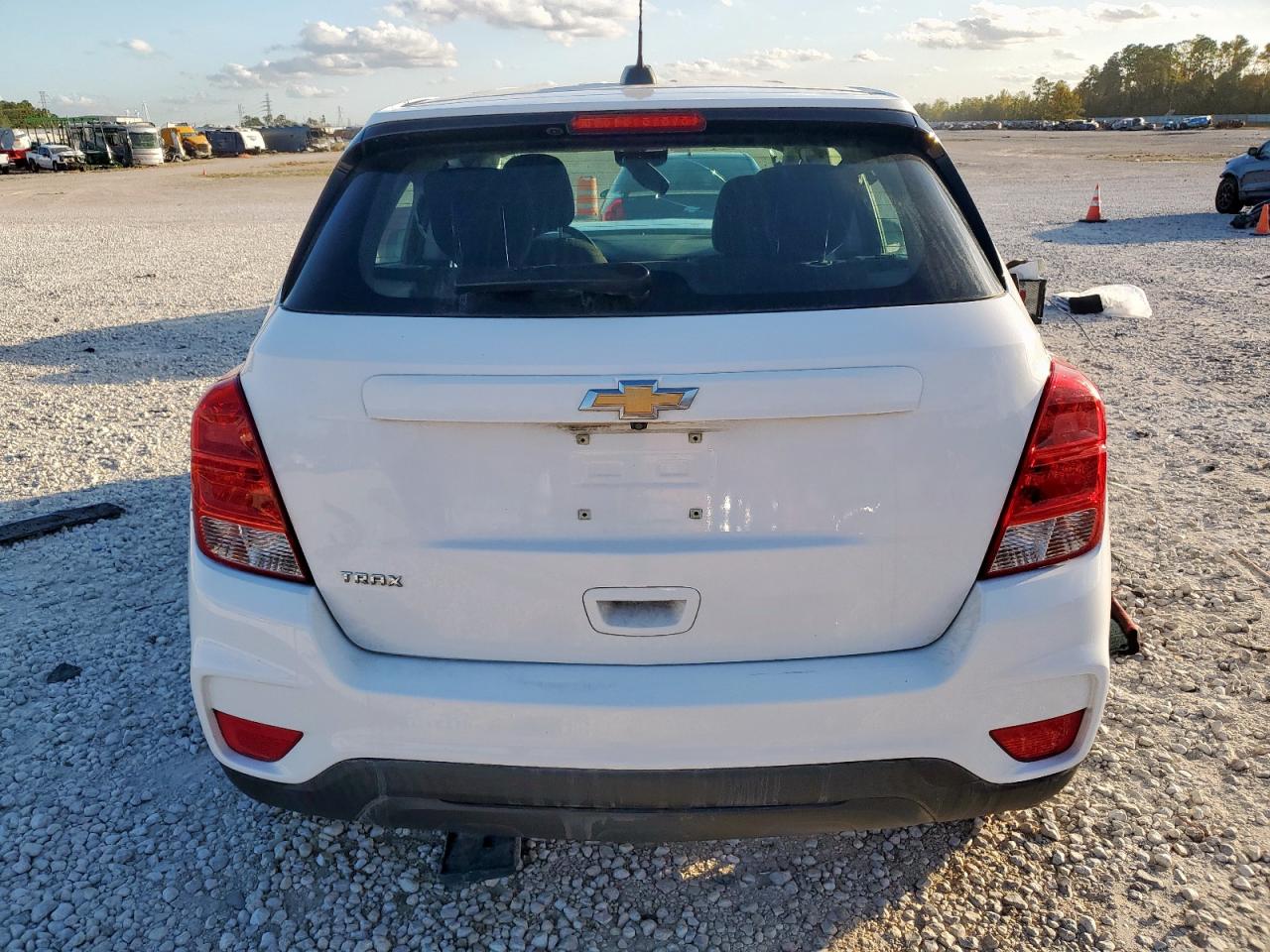 2019 Chevrolet Trax Ls VIN: 3GNCJKSB5KL164989 Lot: 92792555