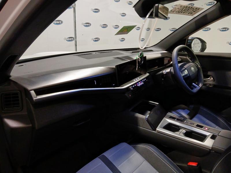 2025 VAUXHALL GRANDLAND 157KW ULTIMATE 73KWH 5DR AUTO [PANORAMIC ROOF]