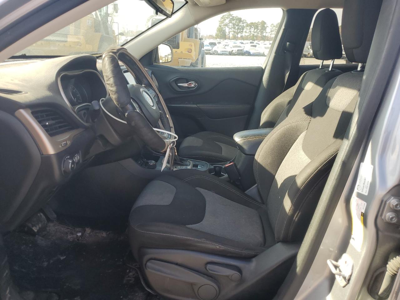 2014 Jeep Cherokee Latitude VIN: 1C4PJMCB5EW124589 Lot: 91003605