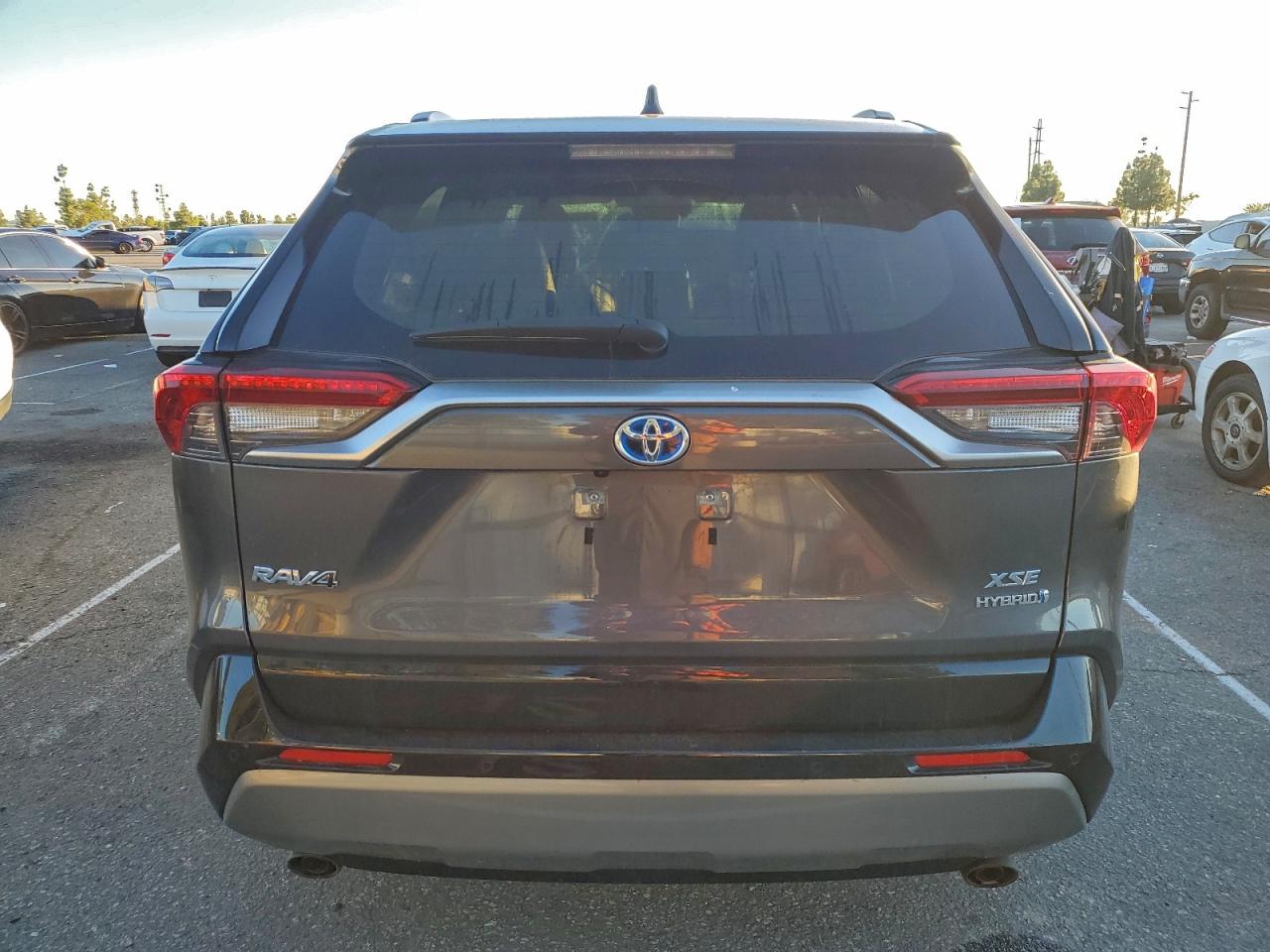 2022 Toyota Rav4 Xse VIN: JTME6RFV9ND519270 Lot: 94542635