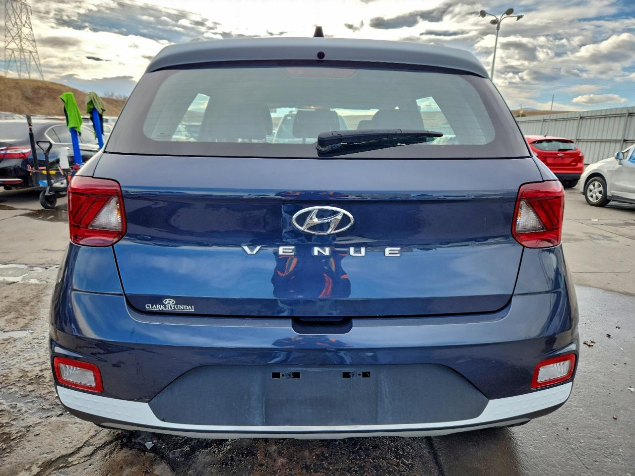 2022 Hyundai Venue Sel VIN: KMHRC8A31NU147994 Lot: 94760725