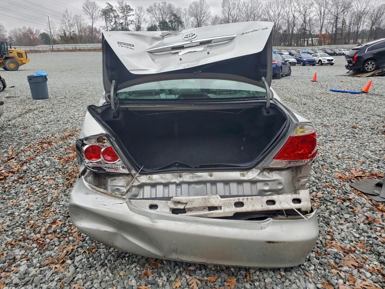 2005 Toyota Camry Le VIN: 4T1BE32K35U962329 Lot: 93340925