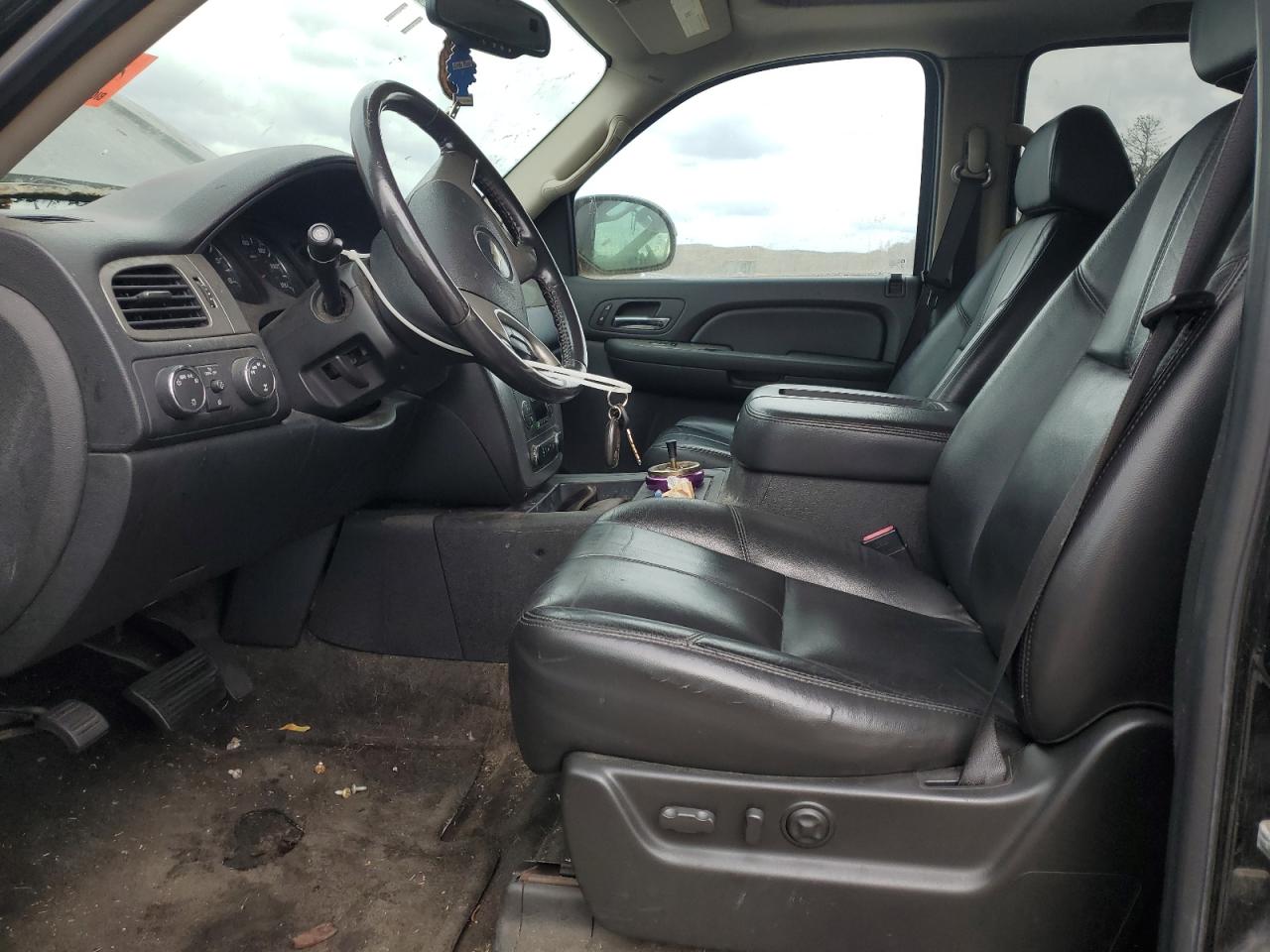 2008 Chevrolet Tahoe K1500 VIN: 1GNFK130X8R210917 Lot: 92678205