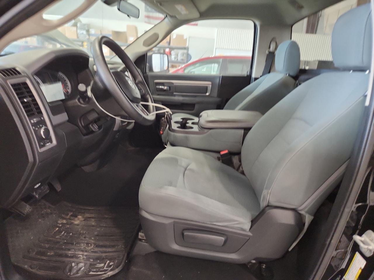 2013 Ram 1500 St VIN: 3C6JR6AP1DG522492 Lot: 92192625