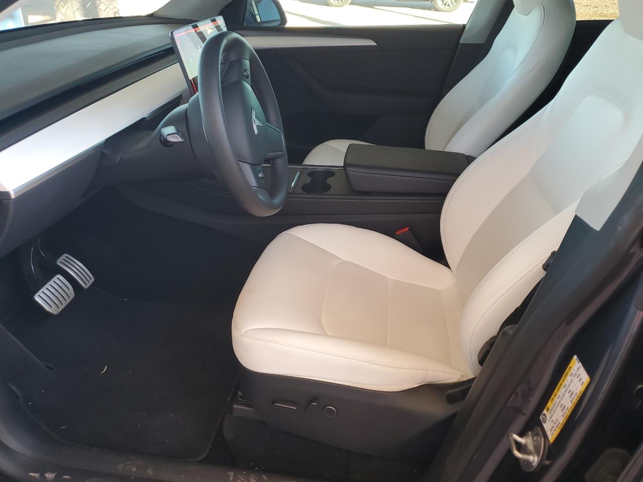 2023 Tesla Model Y VIN: 7SAYGDEF2PF931780 Lot: 91119745