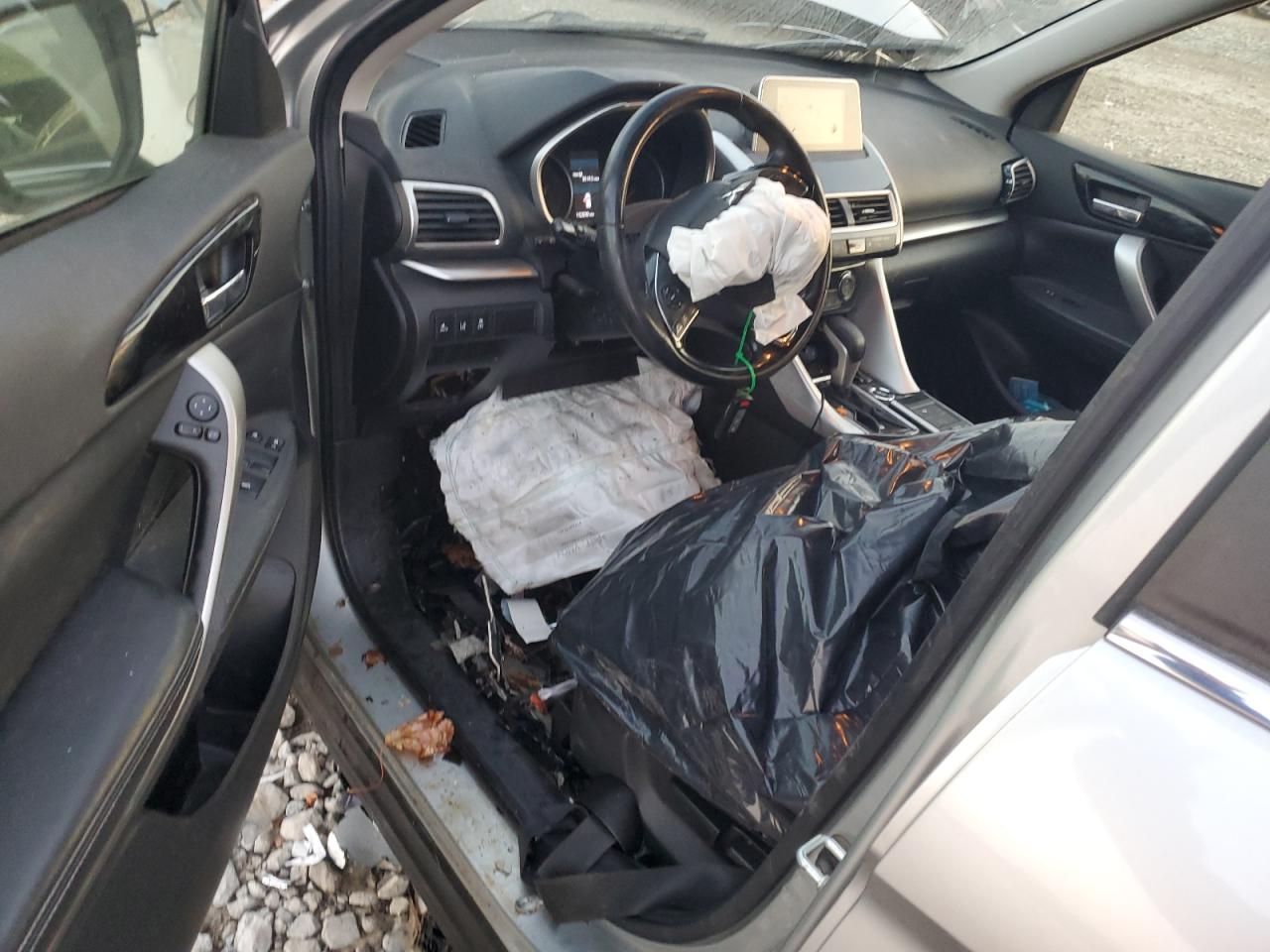 2020 Mitsubishi Eclipse Cross Se VIN: JA4AT5AA5LZ013868 Lot: 92373305