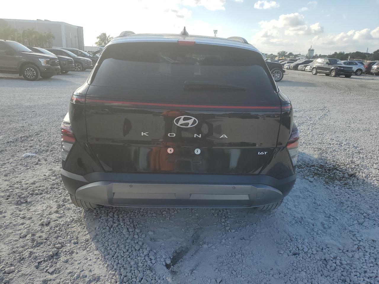 2024 Hyundai Kona Limited VIN: KM8HE3A33RU113375 Lot: 93834905