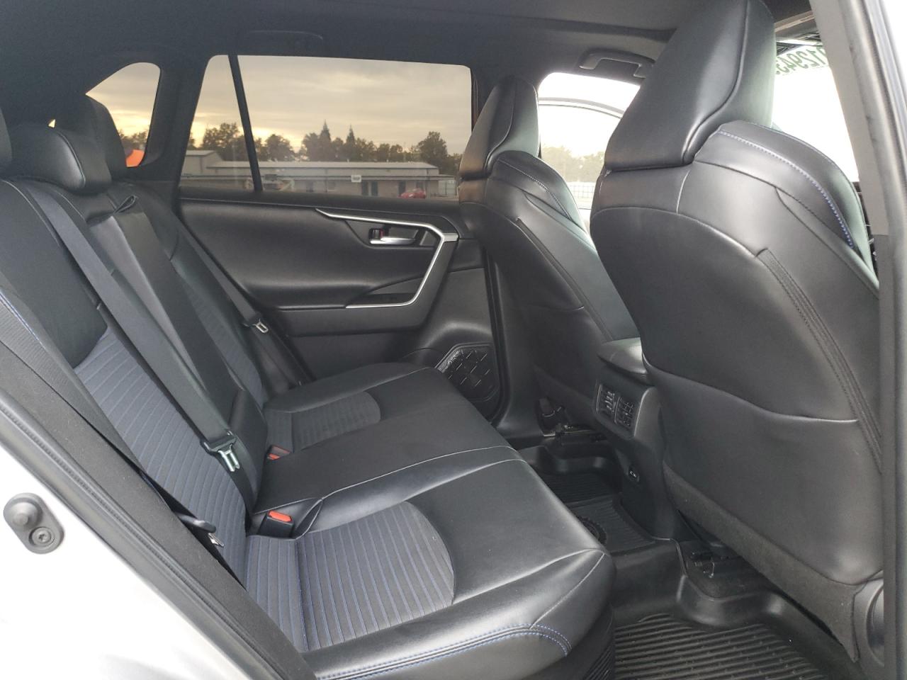 2022 Toyota Rav4 Xse VIN: 4T3E6RFV1NU090113 Lot: 91294395