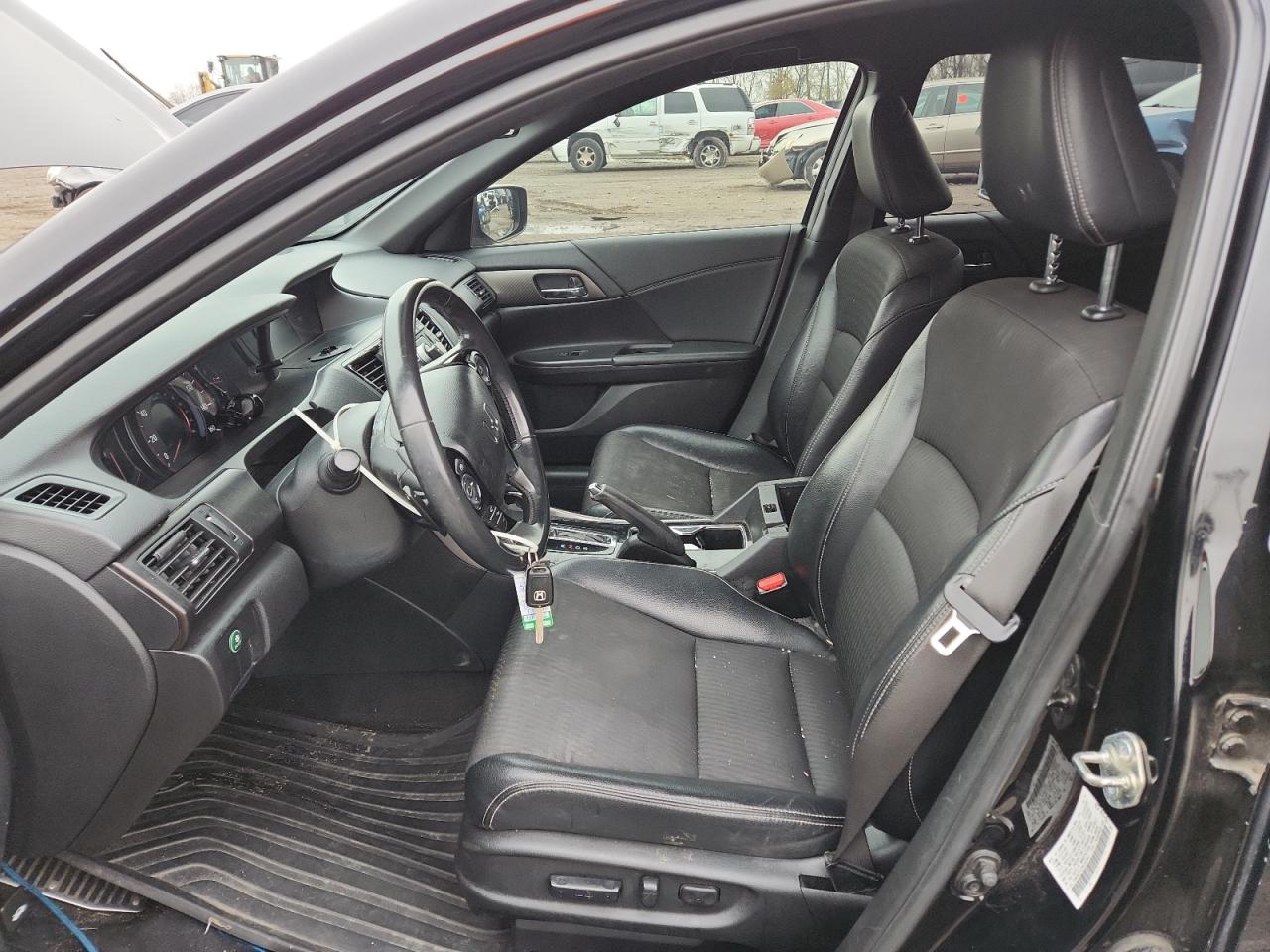 2017 Honda Accord Sport VIN: 1HGCR2F52HA052383 Lot: 93215075