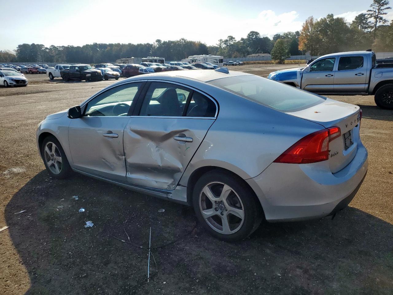 2012 Volvo S60 T5 silver sedan gas YV1622FS5C2051151 photo #3