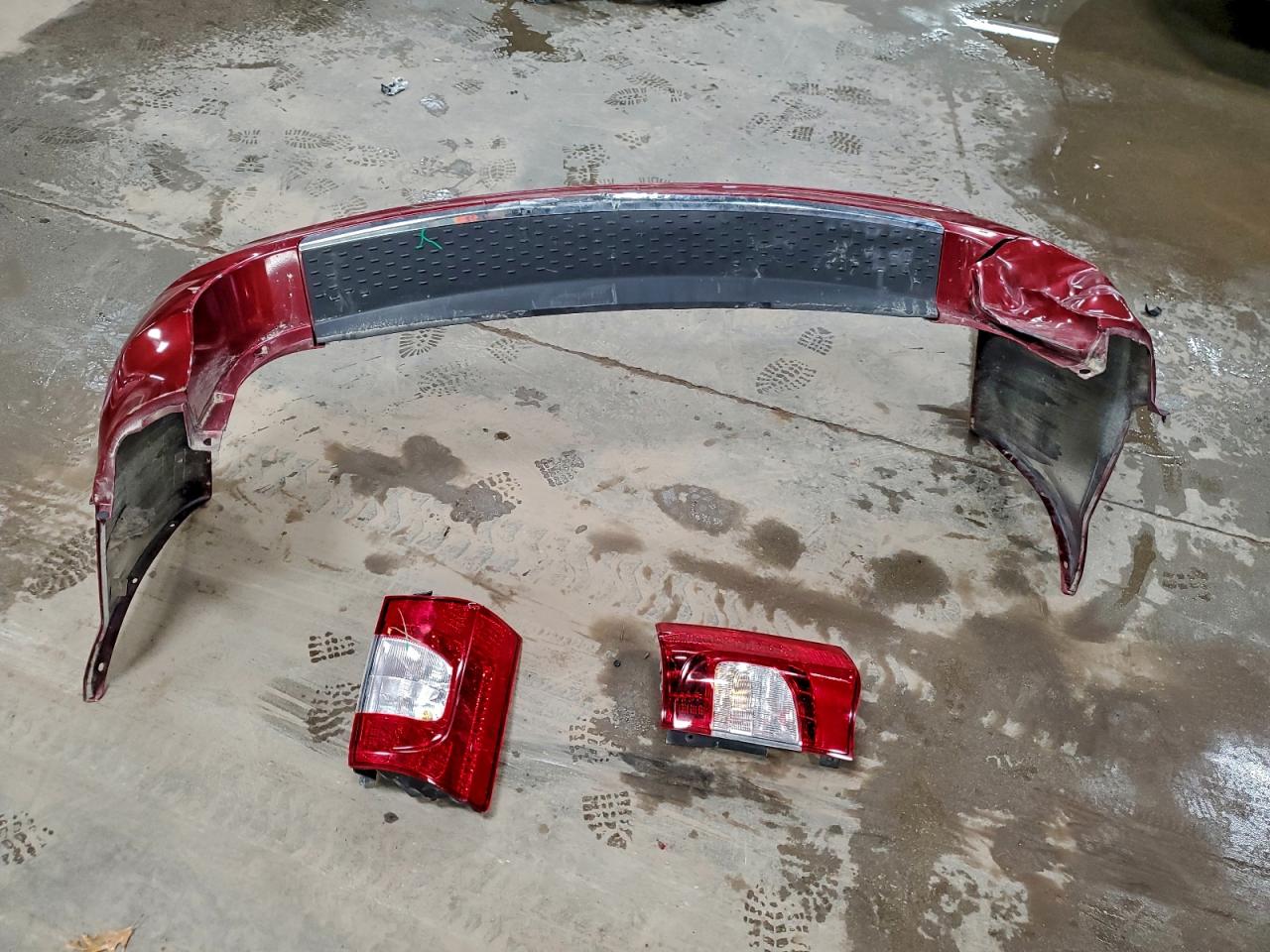 2013 Chrysler Town & Country Touring VIN: 2C4RC1BG8DR793784 Lot: 94121805