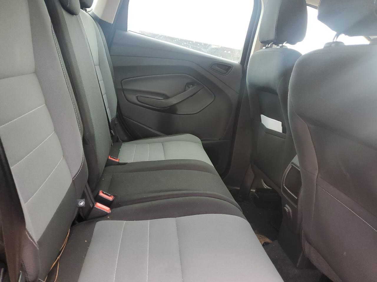 2017 Ford Escape S VIN: 1FMCU0F71HUB85388 Lot: 91882015