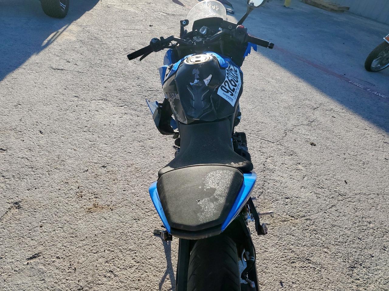 2024 Suzuki Gsx800 F VIN: JS1EM13B0R7103673 Lot: 92602525