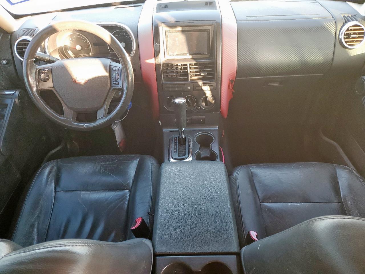 2010 Ford Explorer Xlt VIN: 1FMEU6DE8AUA68944 Lot: 85432735