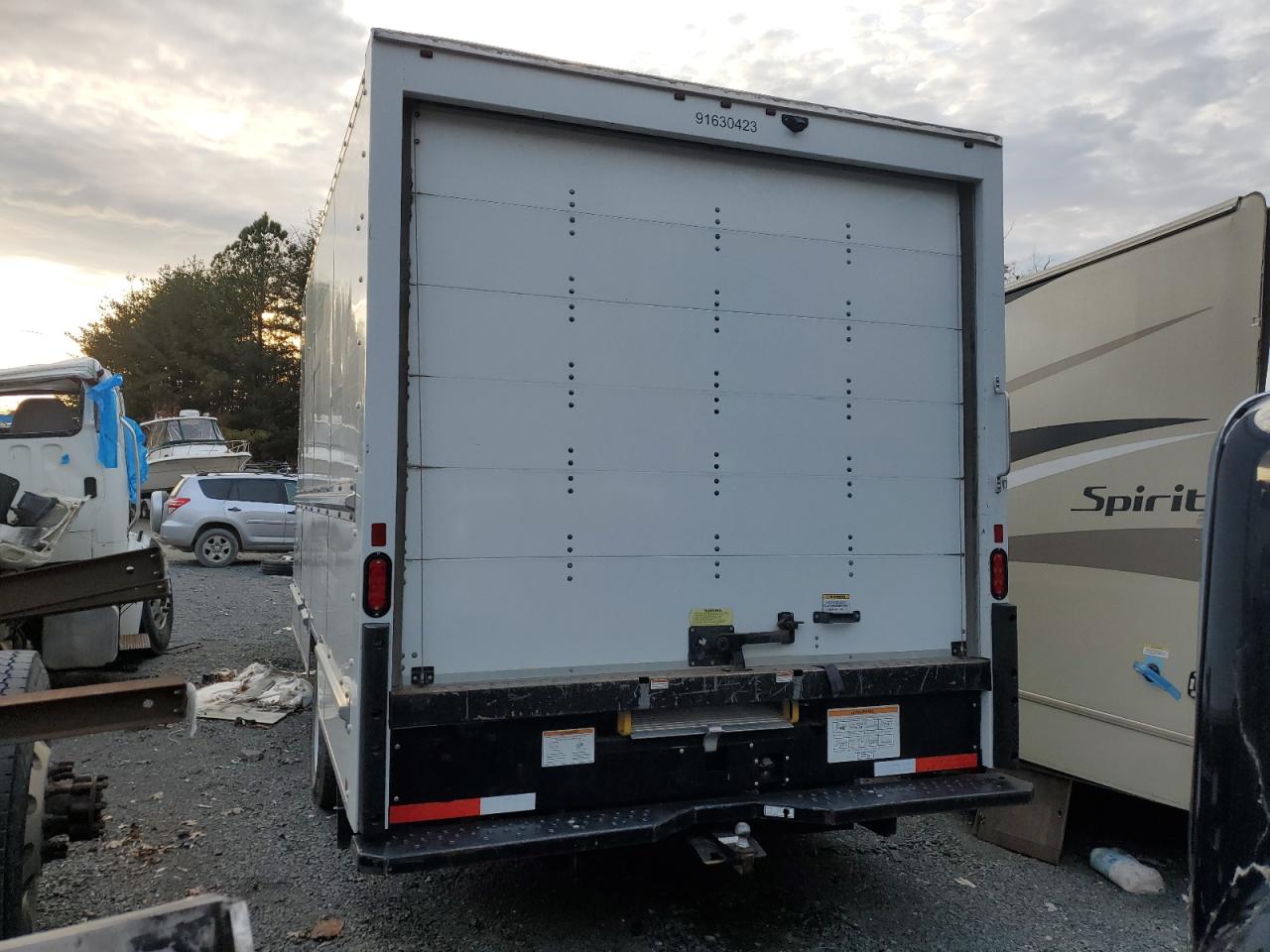 2023 GMC Savana Cutaway G3500 VIN: 7GZ37TC72PN008703 Lot: 93209355