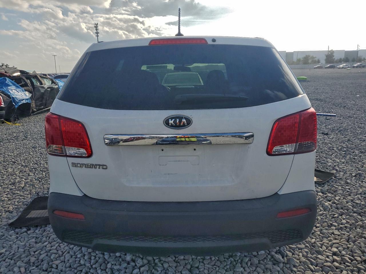 2012 Kia Sorento Base VIN: 5XYKT3A17CG273265 Lot: 93879165