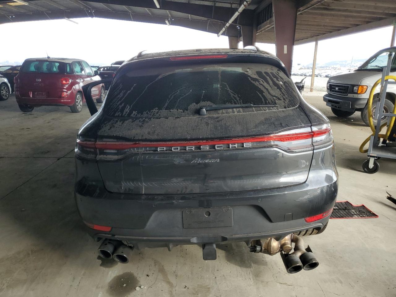 2019 Porsche Macan VIN: WP1AA2A57KLB05416 Lot: 92205465