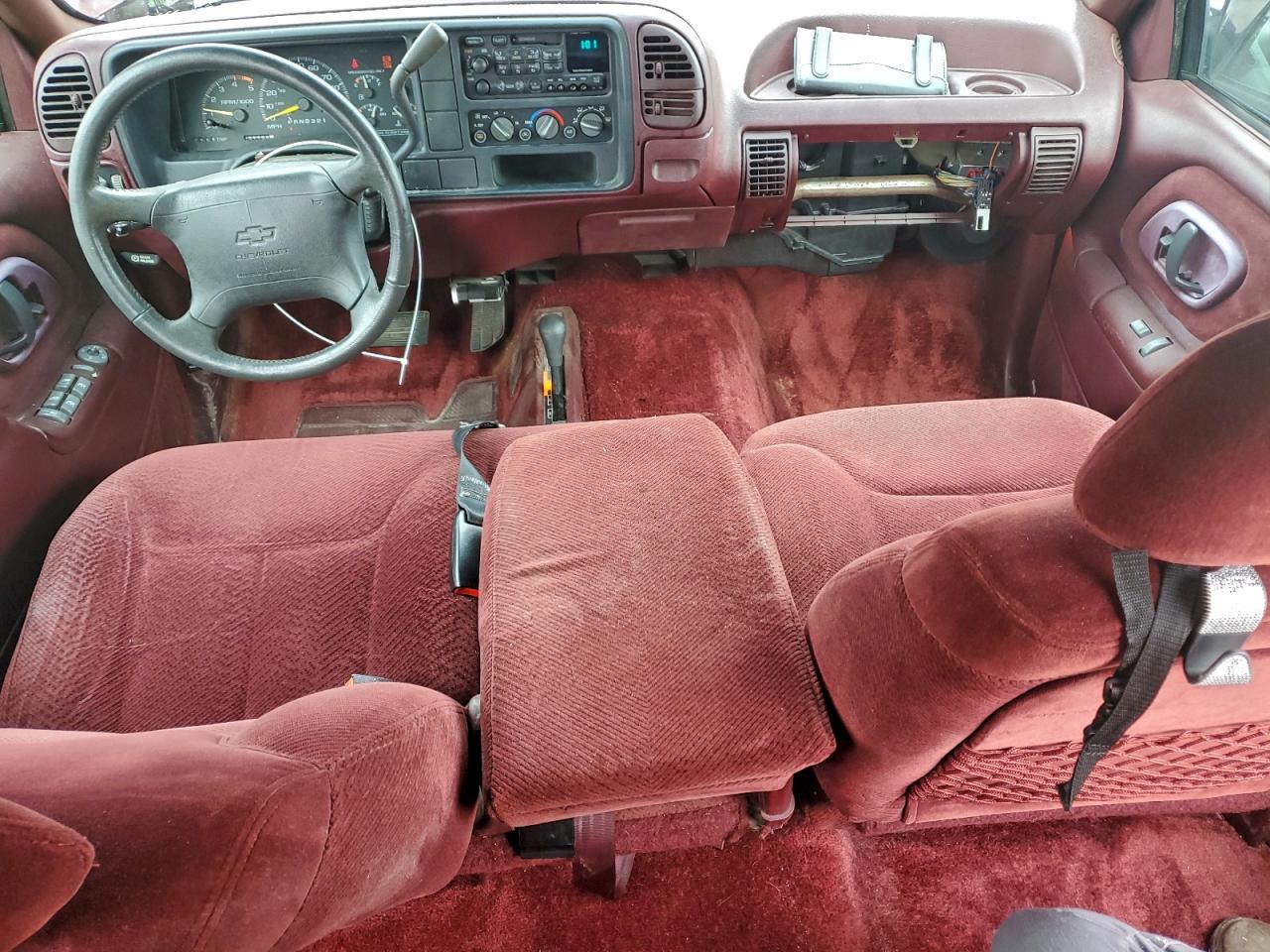 1995 Chevrolet Suburban K2500 VIN: 1GNGK26N0SJ314288 Lot: 94263765