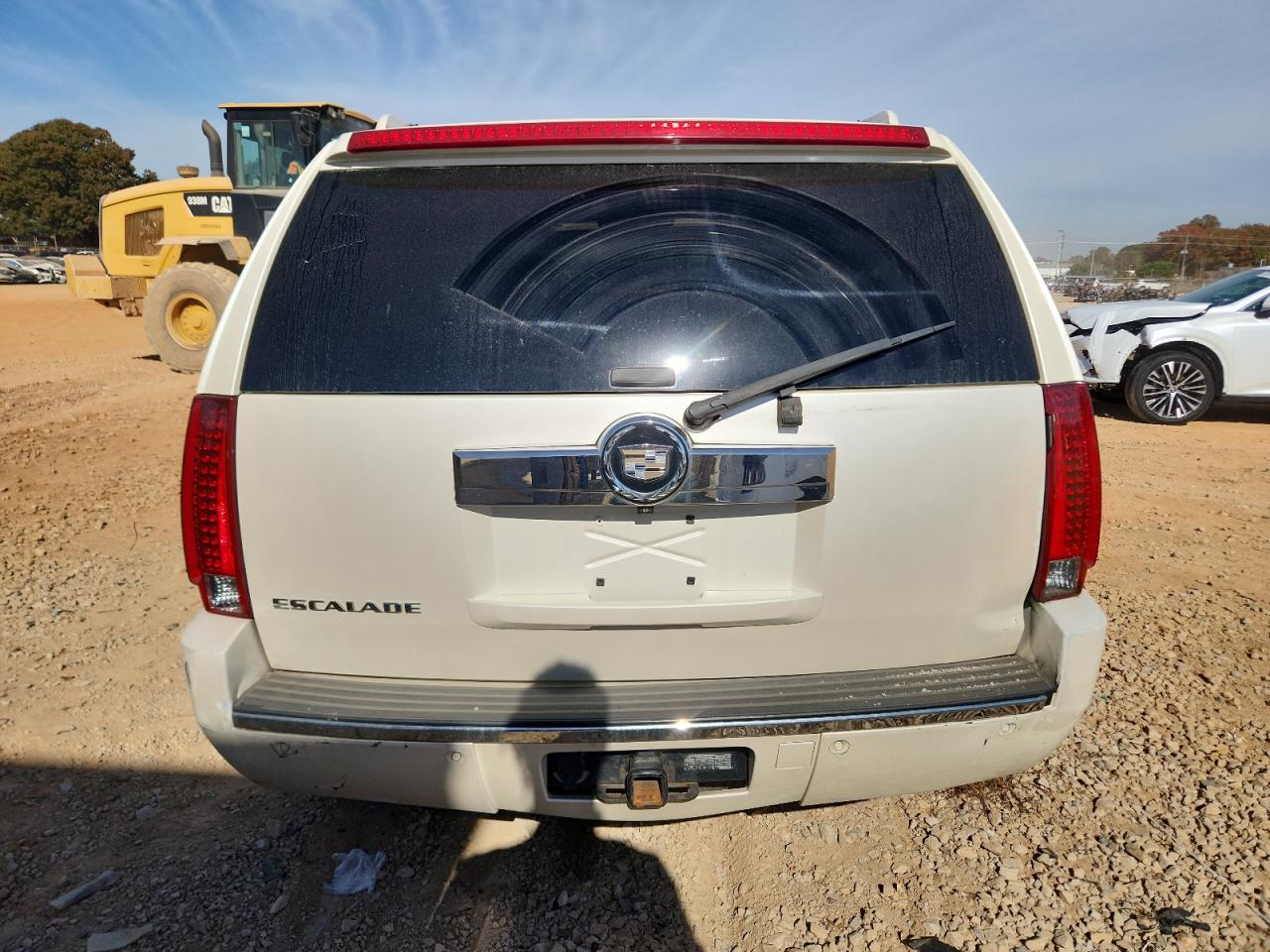 2007 Cadillac Escalade Luxury VIN: 1GYFK63867R185664 Lot: 92718465