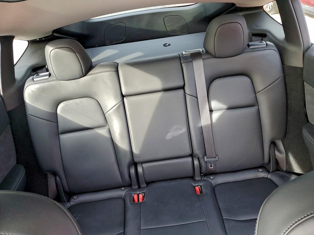 2023 Tesla Model Y VIN: 7SAYGDEE4PF872271 Lot: 94161325