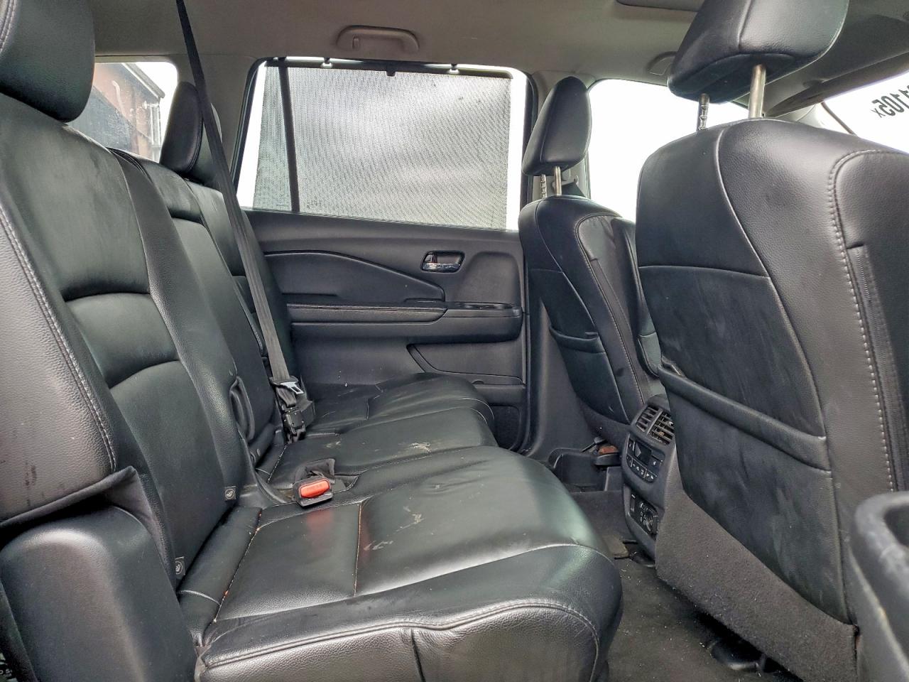 2019 Honda Pilot Touring VIN: 5FNYF5H92KB008252 Lot: 92761105