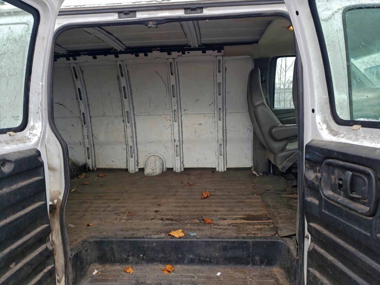 2006 GMC Savana G2500 VIN: 1GTGG29U061196228 Lot: 93759775