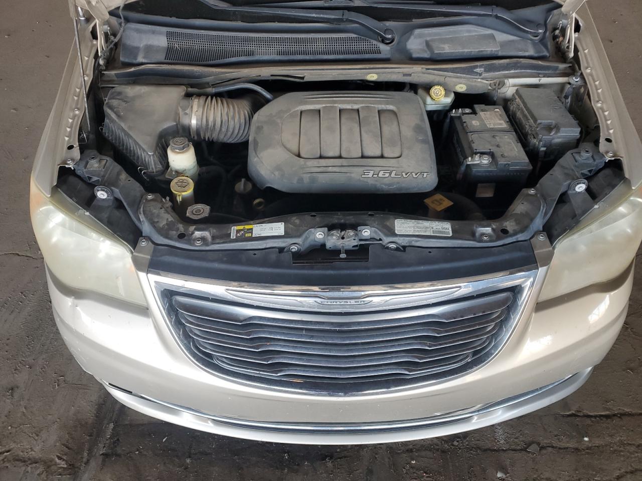 2013 Chrysler Town & Country Touring L VIN: 2C4RC1CG1DR747468 Lot: 91081595