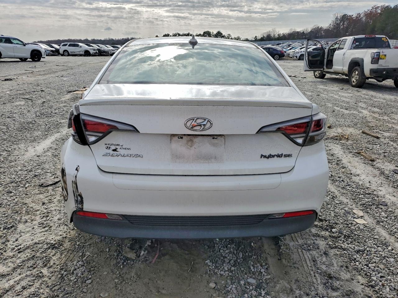2016 Hyundai Sonata Hybrid VIN: KMHE24L16GA012777 Lot: 94212375