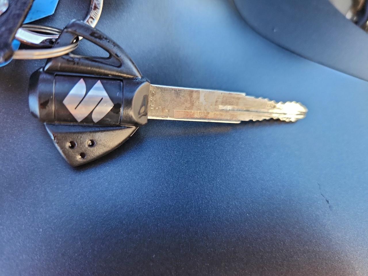 2026 Suzuki Gsx800 R VIN: JS1EM11B1T7100002 Lot: 93721665