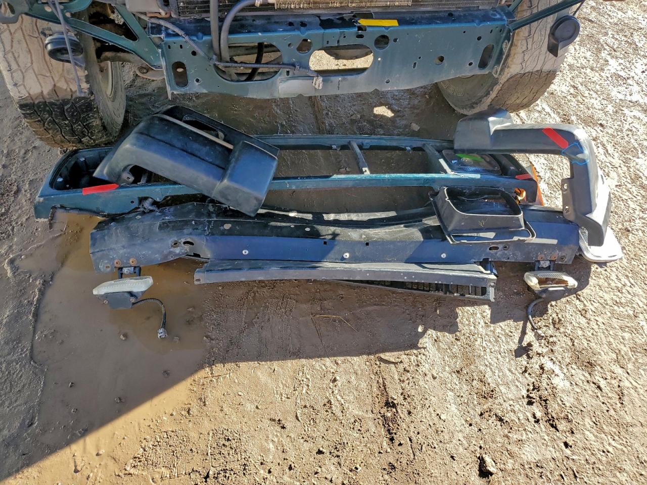 1998 Jeep Cherokee Sport VIN: 1J4FJ68S5WL223863 Lot: 94175375