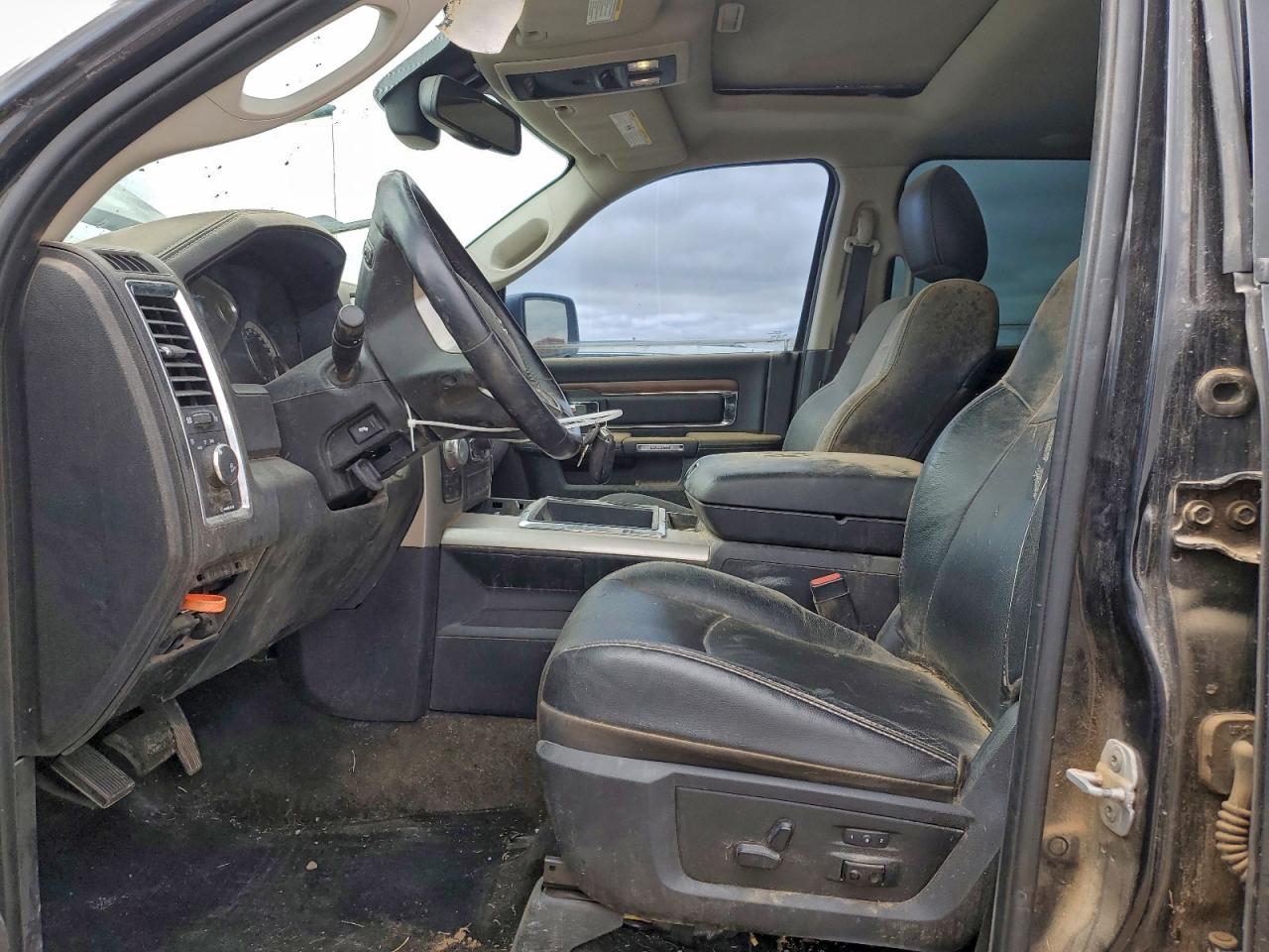 2015 Ram 1500 Laramie VIN: 1C6RR7NM6FS625346 Lot: 94057625