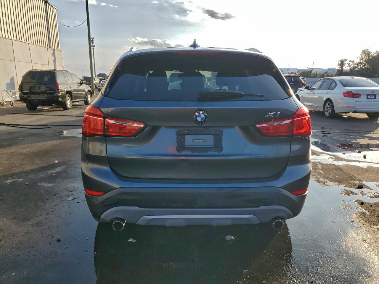 2018 BMW X1 Sdrive28I VIN: WBXHU7C37J5H43738 Lot: 93856305