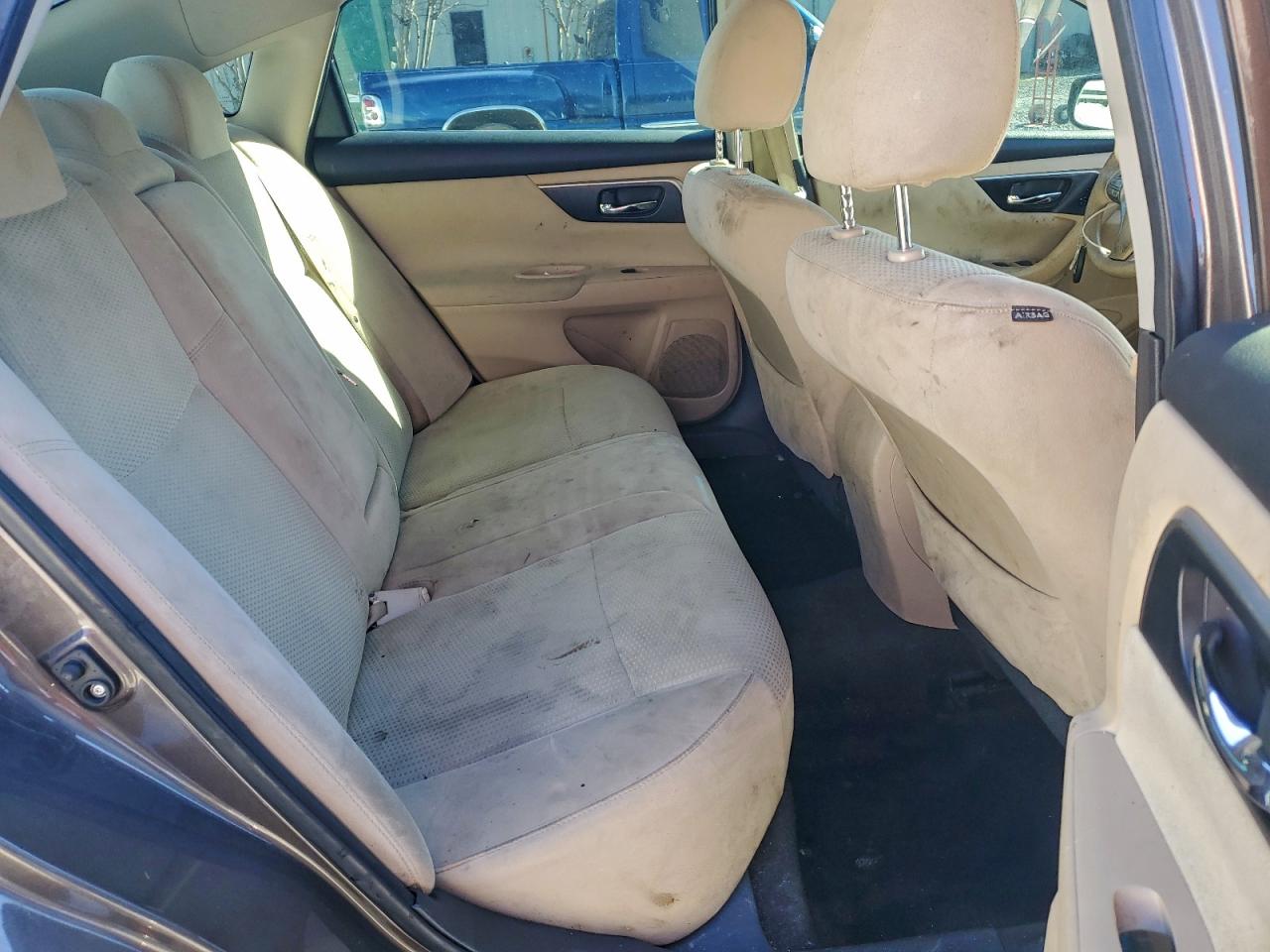 2015 Nissan Altima 2.5 VIN: 1N4AL3AP3FN377593 Lot: 94746145