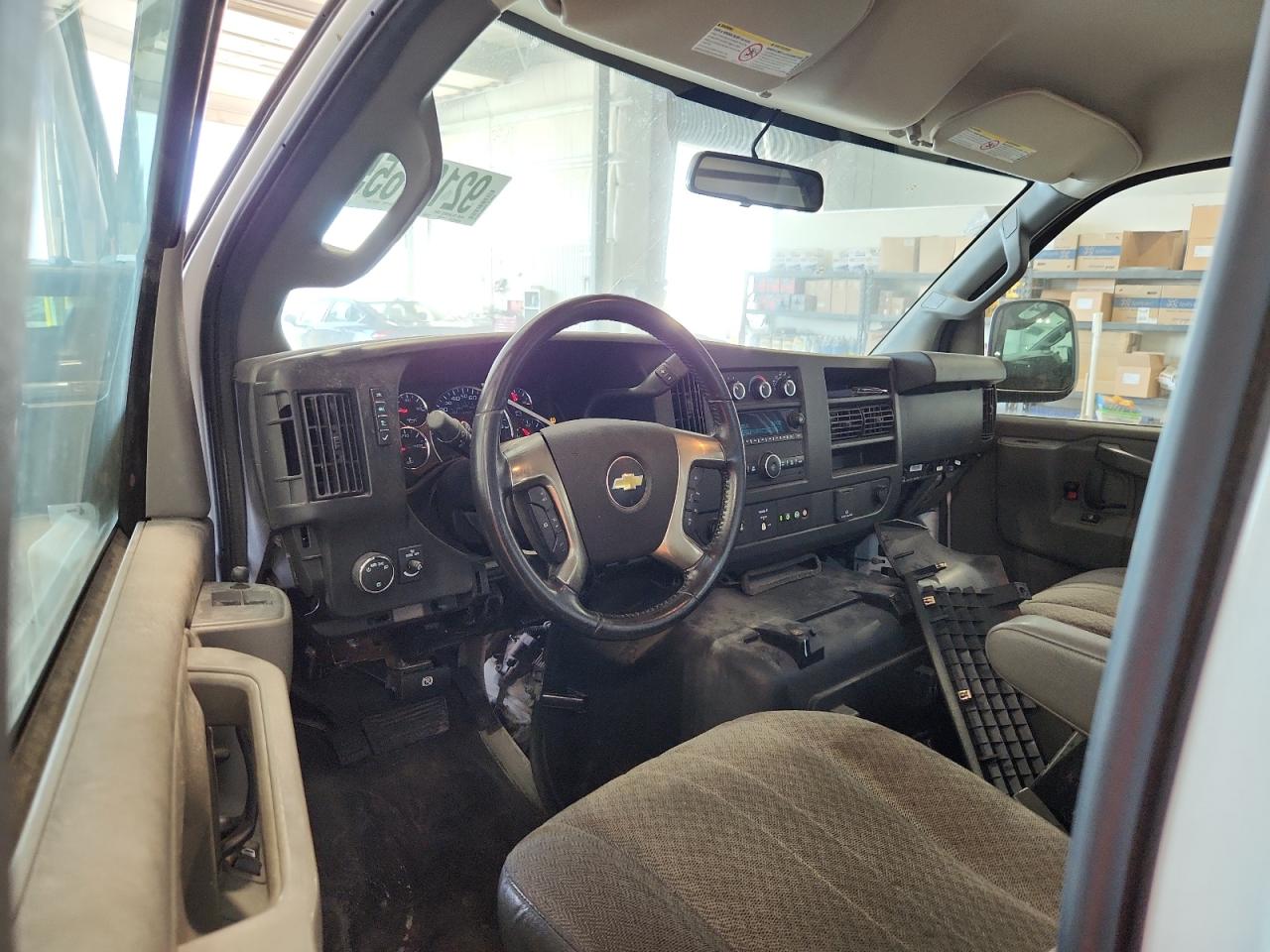 2019 Chevrolet Express G3500 VIN: 1GCZGGFGXK1305180 Lot: 92107655