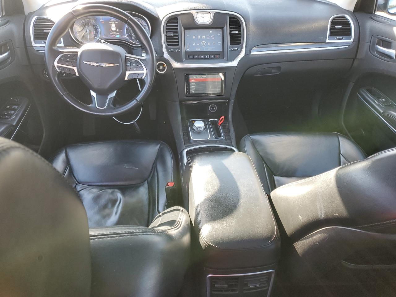 2016 Chrysler 300 Limited VIN: 2C3CCARG3GH358472 Lot: 92820185